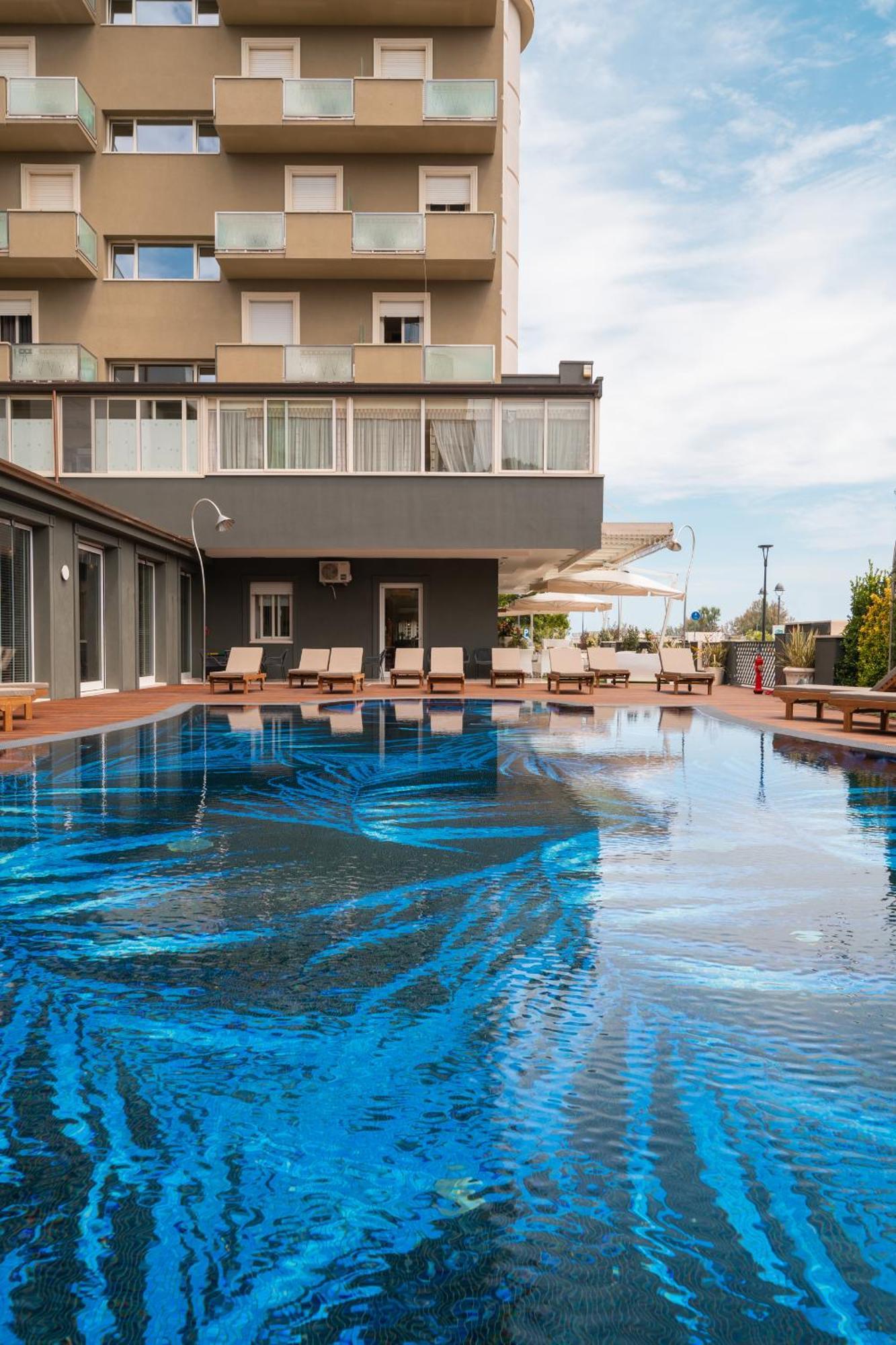 Brasil Seaview Hotel Milano Marittima Zewnętrze zdjęcie