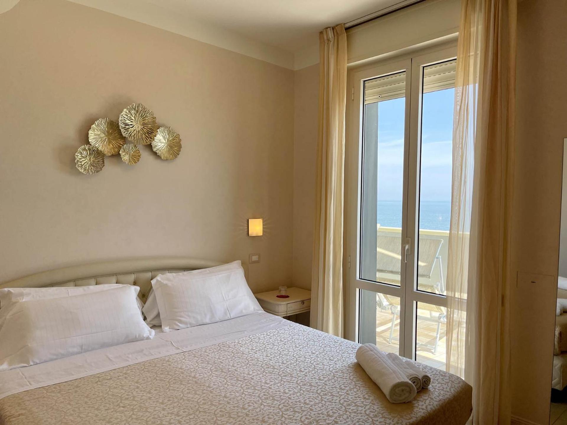 Brasil Seaview Hotel Milano Marittima Zewnętrze zdjęcie